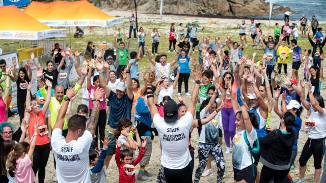 Plogging Tour, la carrera que mezcla ecología y deporte llega este domingo a A Coruña