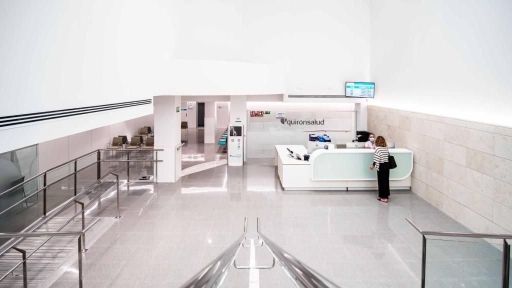 Admisión Centro Médico Quirónsalud Mercado de Colón.