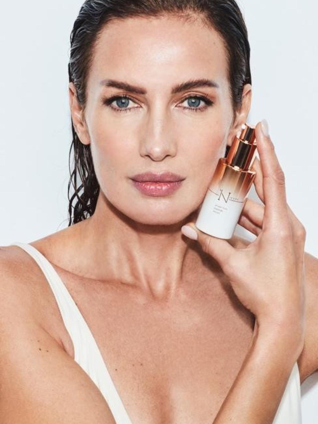 La línea skincare NIEVES by Nieves Álvarez cuenta con una gama de cuatro productos que componen una rutina de belleza completa.