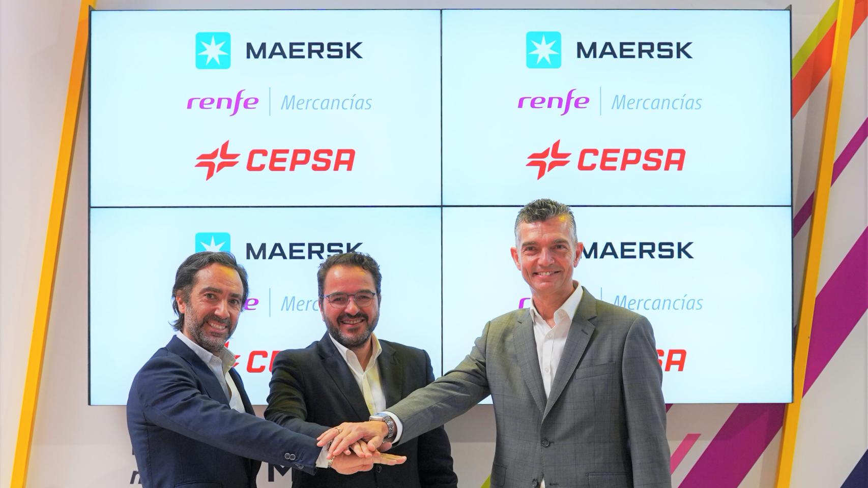 Representantes de Mærsk, RENFE y CEPSA en la principal feria de logística y transporte del sur de Europa, SIL,