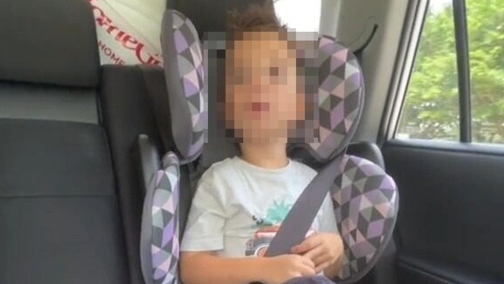 Uno de los hijos de la tiktoker.