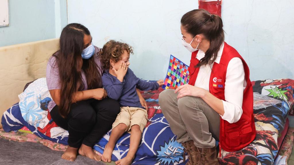 Letizia en su viaje de cooperación a Honduras en 2022.