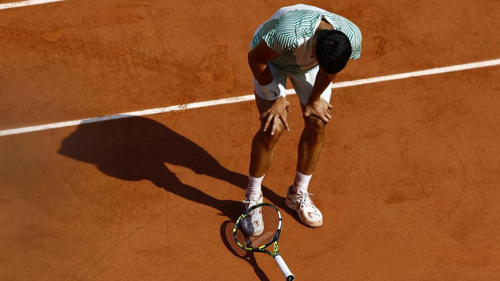 Alcaraz, tras lesionarse en el partido ante Djokovic.