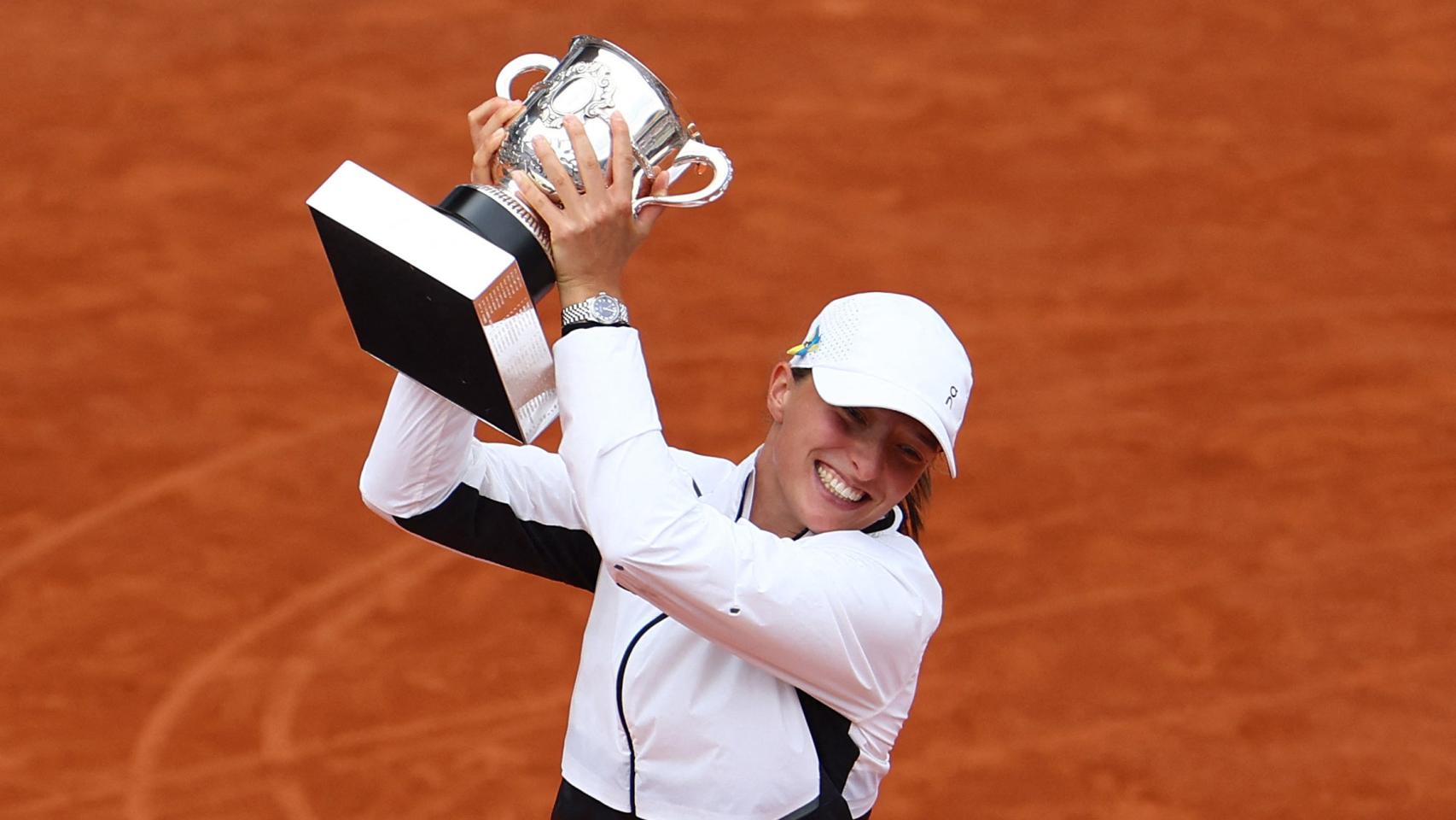 Swiatek levanta su tercer Roland Garros.