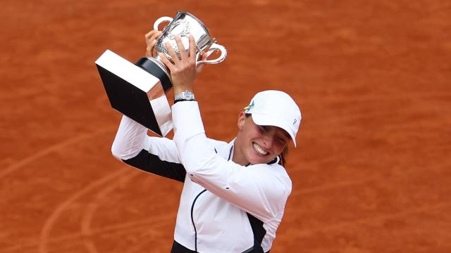 Swiatek levanta su tercer Roland Garros.