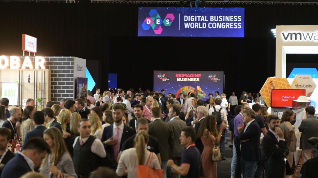 El área de exhibición del Digital Electronics Show 2023.