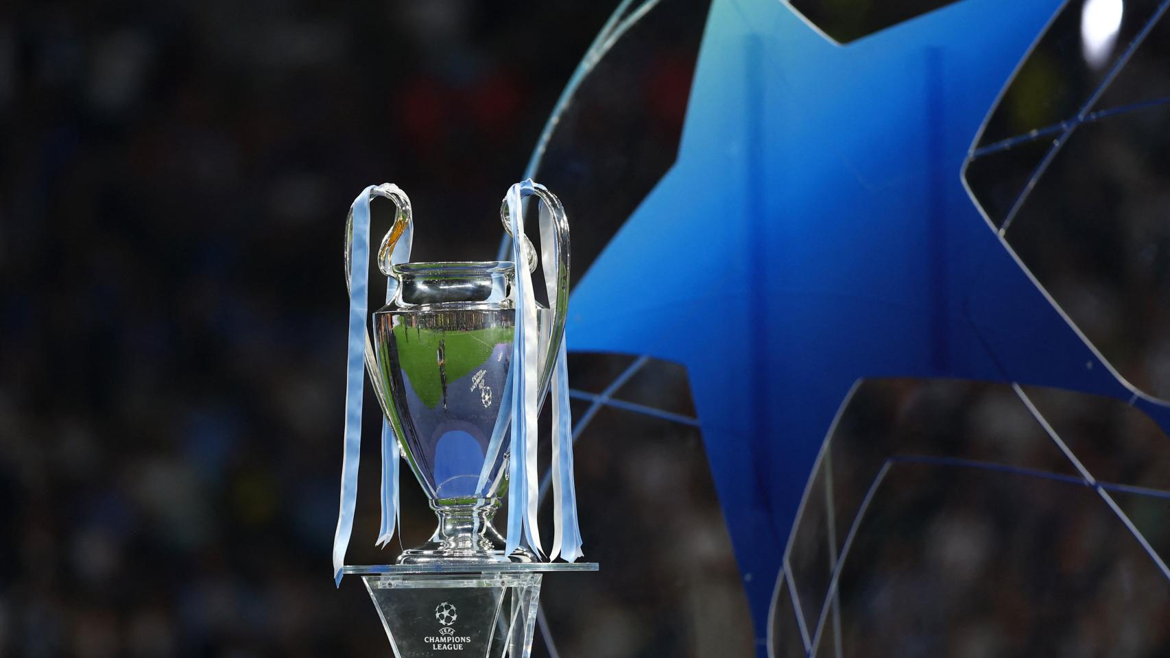 El trofeo de la UEFA Champions League