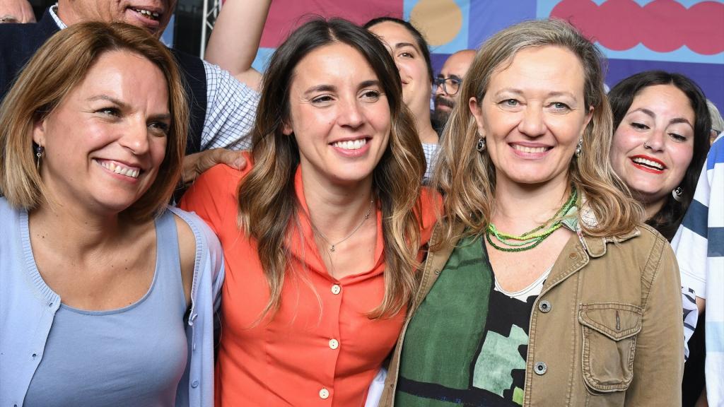 Noemi Santana, la ministra Irene Montero y la delegada del Gobierno contra la Violencia de Género, Victoria Rosell, el pasado 21 de mayo en un acto de campaña de Podemos en Tenerife.