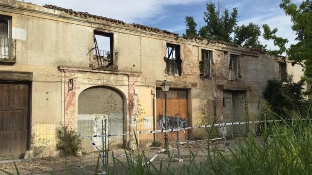 El exterior del Palacio de los duques de Osuna, después del incendio de 2018