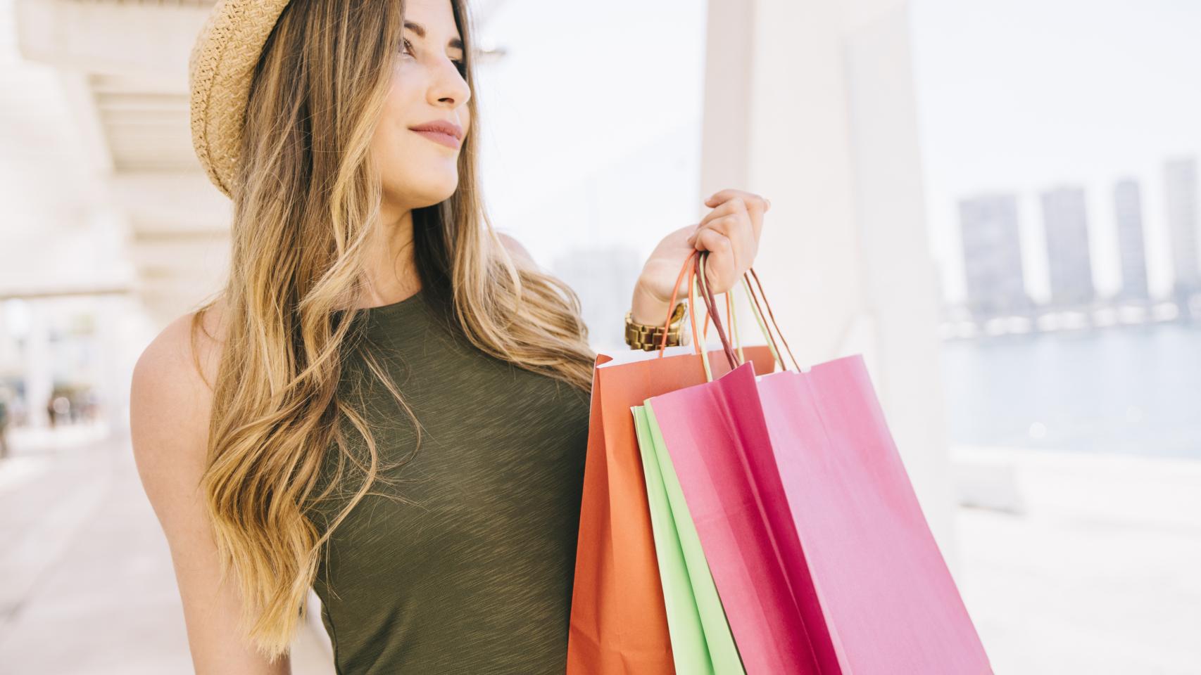 Una mujer de compras.
