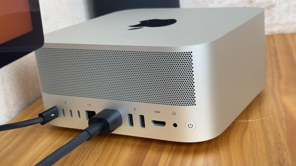 Conexiones traseras del Mac Studio