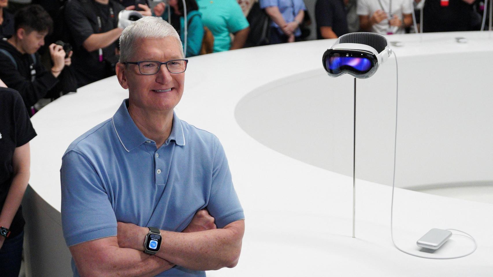 Tim Cook con las Apple Vision Pro