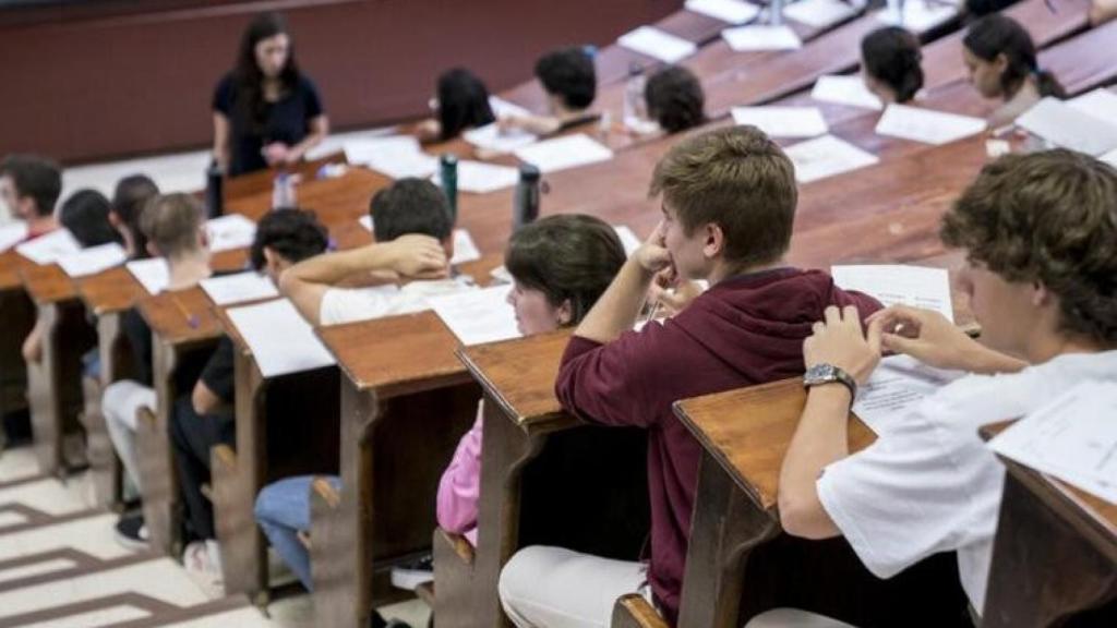 ¿Cómo y dónde consultar las notas de selectividad 2023?