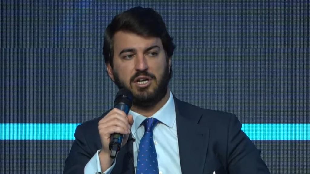 El vicepresidente de la Junta, Juan García-Gallardo, durante su intervención este martes en el Foro Económico organizado por el Grupo de los Conservadores y Reformistas Europeos (ECR) en la ciudad polaca de Łódź.