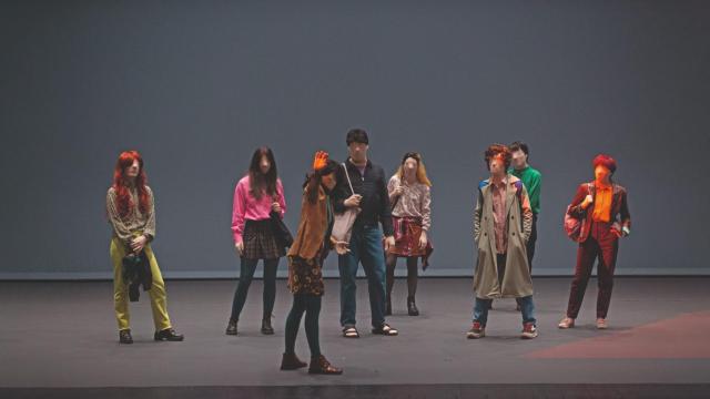 Un momento de 'La plaza', montaje de la compañía El conde Torrefiel.