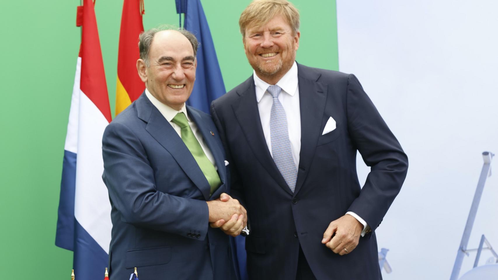 El presidente de Iberdrola, Ignacio Galán, y el rey de Holanda, Guillermo