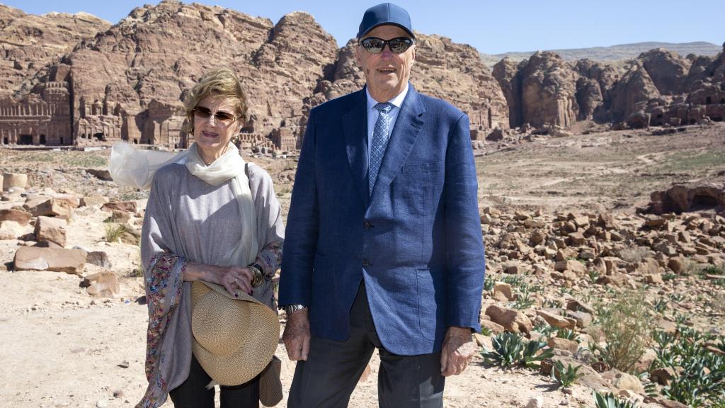 Los Reyes de Noruega en un viaje a Jordania, en 2020.