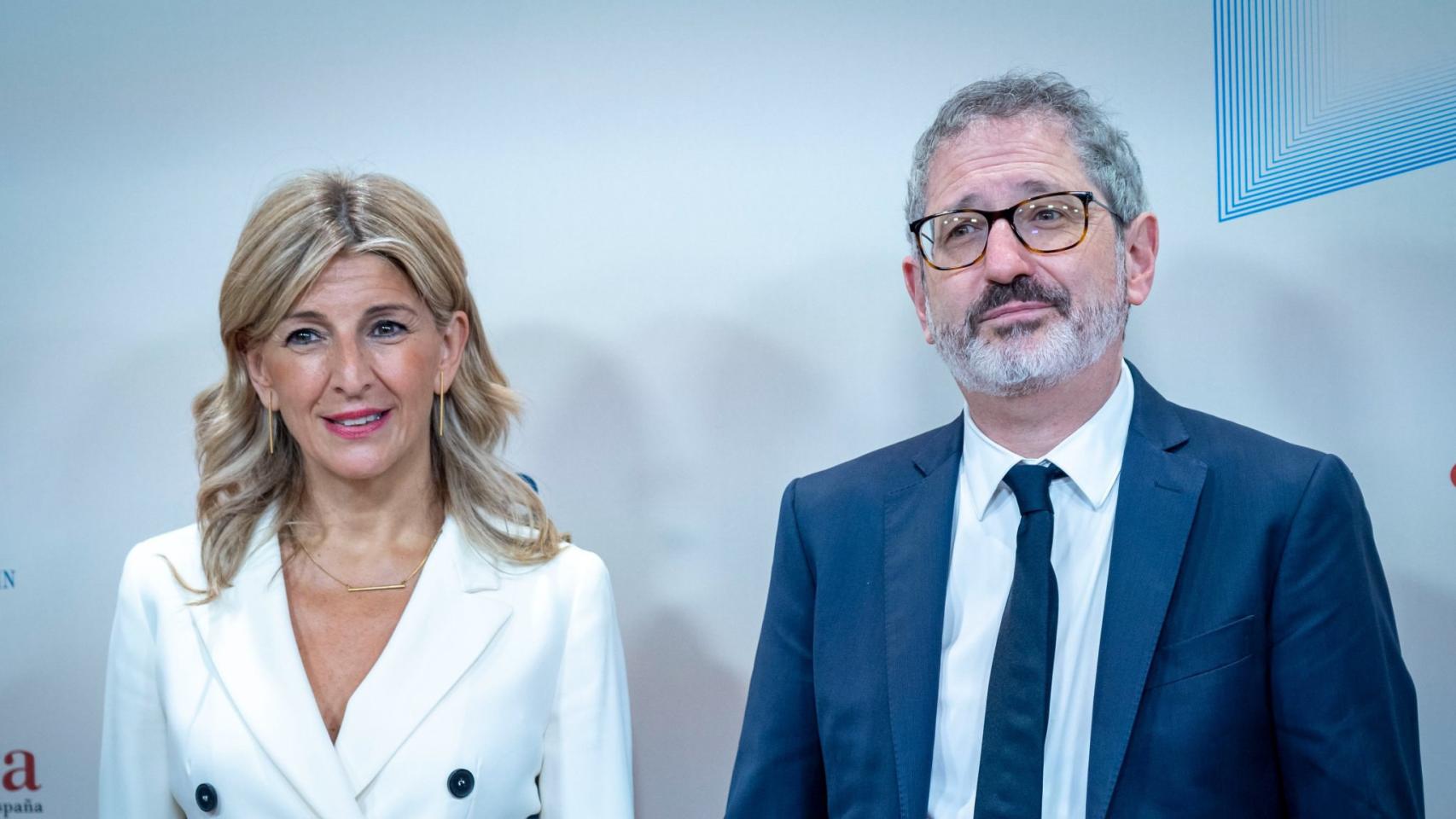 La vicepresidenta segunda y líder de Sumar, Yolanda Díaz, y el sindicalista Carlos Martín Urriza, de CCOO.