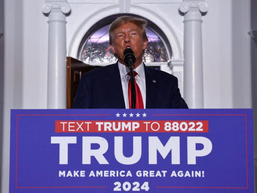 Donald Trump durante su comparecencia en Nueva Jersey tras ser procesado en Miami.