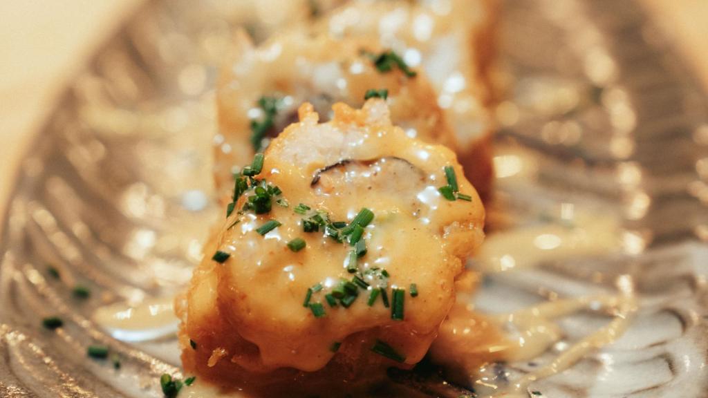 Otro plato de sabroso sushi