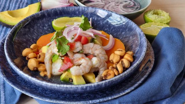 Ceviche de langostinos, una receta fácil y fresca para el verano