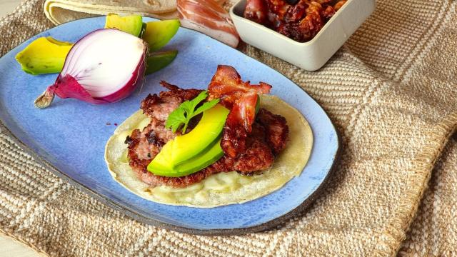 Smash Burger Tacos, la hamburguesa de moda en versión mexicana