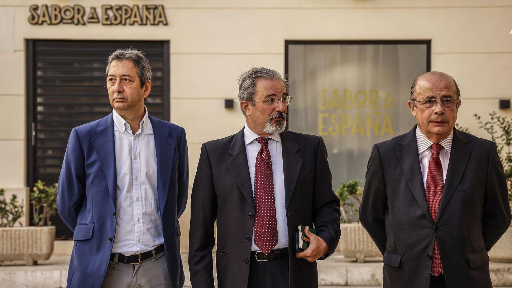 Vicente Barrera, Carlos Flores e Ignacio Gil Lázaro.