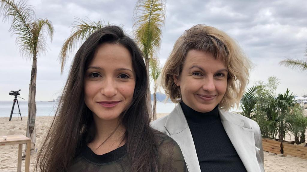 María Elena Morán y  Lillah Halla.