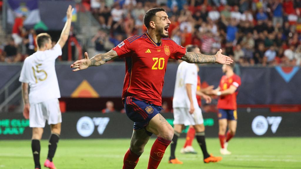 Joselu celebra el gol ante Italia que vale el pase a la final de la Nations League.