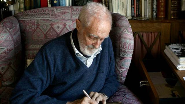 José Luis Sampedro.