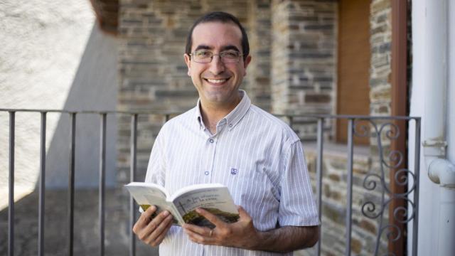 Luis Santamaría, experto en sectas