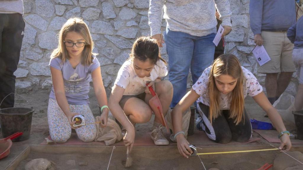 Imagen de un curso de arqueología.