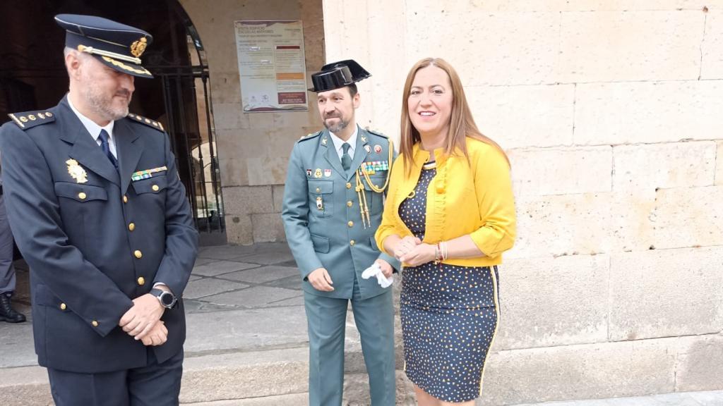 La delegada del Gobierno en Castilla y León, Virginia Barcones, en la USAL
