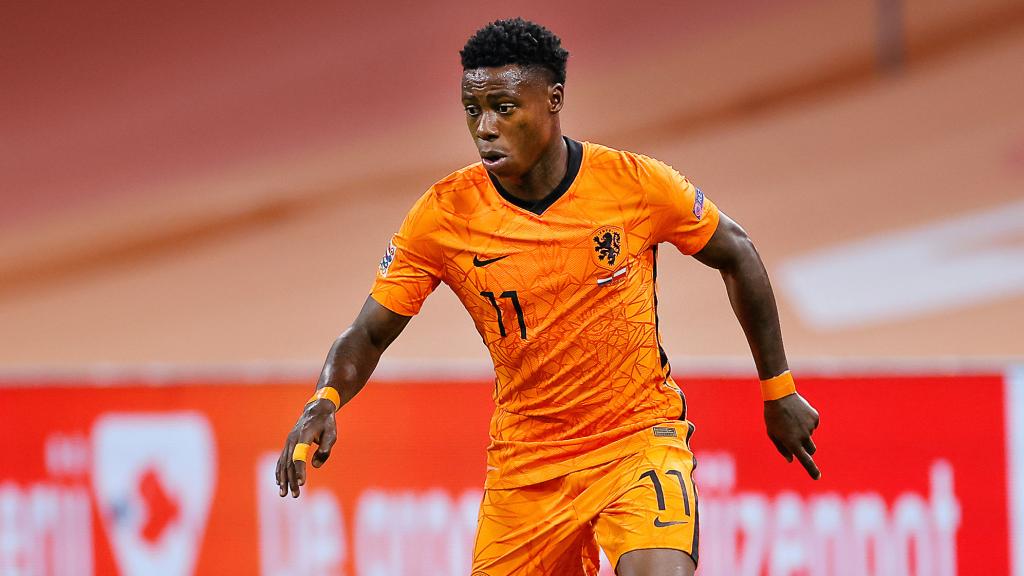 Quincy Promes, durante un partido con Países Bajos.