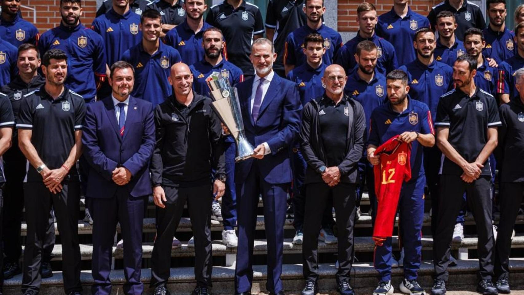 La selección española, junto al Rey Felipe VI.
