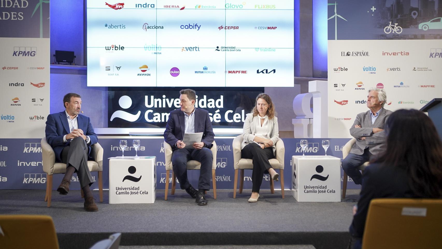 De izquierda a derecha: José López Tafall, Ángeles Marín y Jesús Herrero.