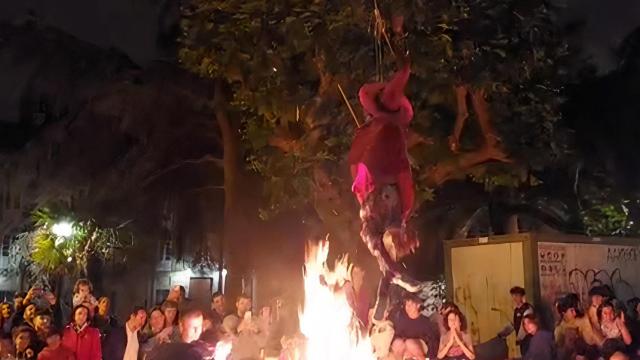 Quema de la meiga, una tradición de la Asociación de Amigos de la Ciudad Vieja de A Coruña