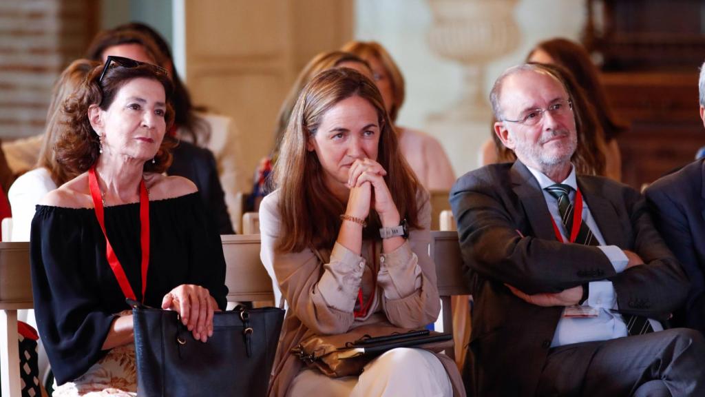 Lara de Mesa Gárate, hija de Juan Ignacio de Mesa y directora global de Banca Responsable del Banco Santander,  participó como ponente durante la Asamblea.