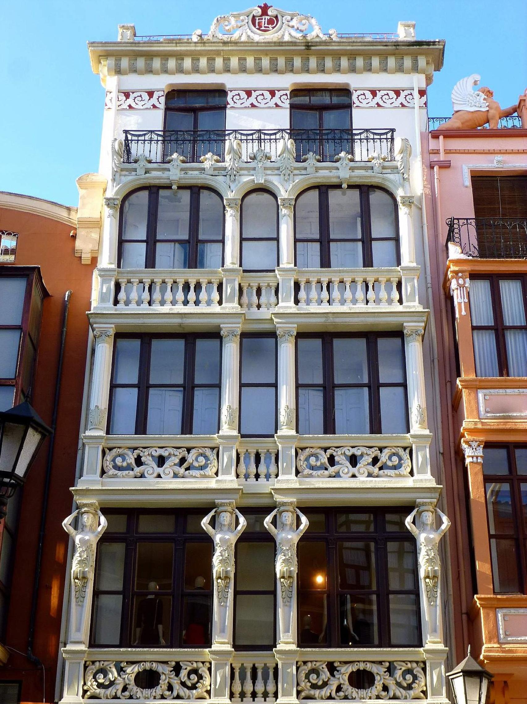 Casa de las Cariátides