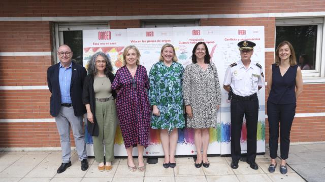 La Junta y la Subdelegación del Gobierno en Valladolid se reúnen con Cruz Roja para conmemorar el Día Mundial de las Personas Refugiadas