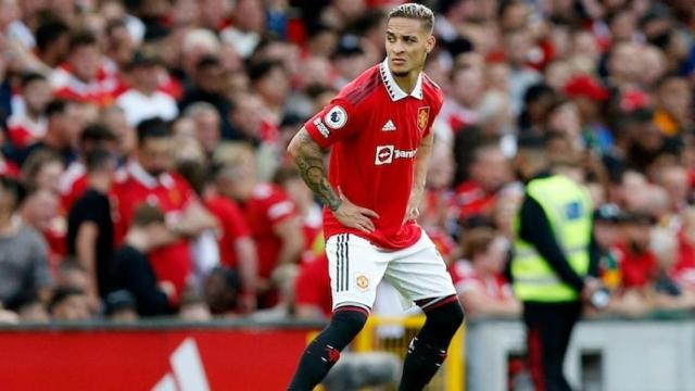 Antony, durante un partido del Manchester United esta temporada.