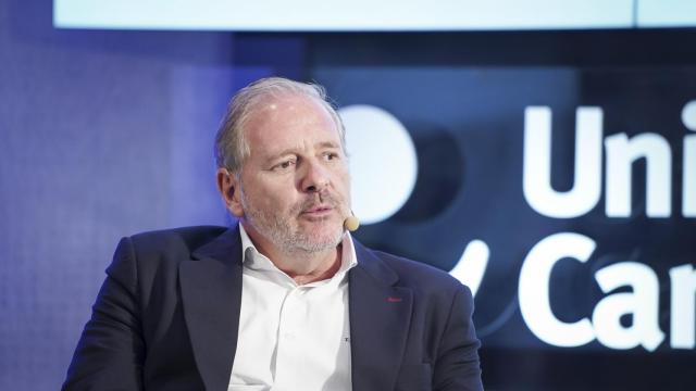 EDuardo Dívar, director general de Kia, durante su intervención en el IV Simposio de EL ESPAÑOL e Invertia.