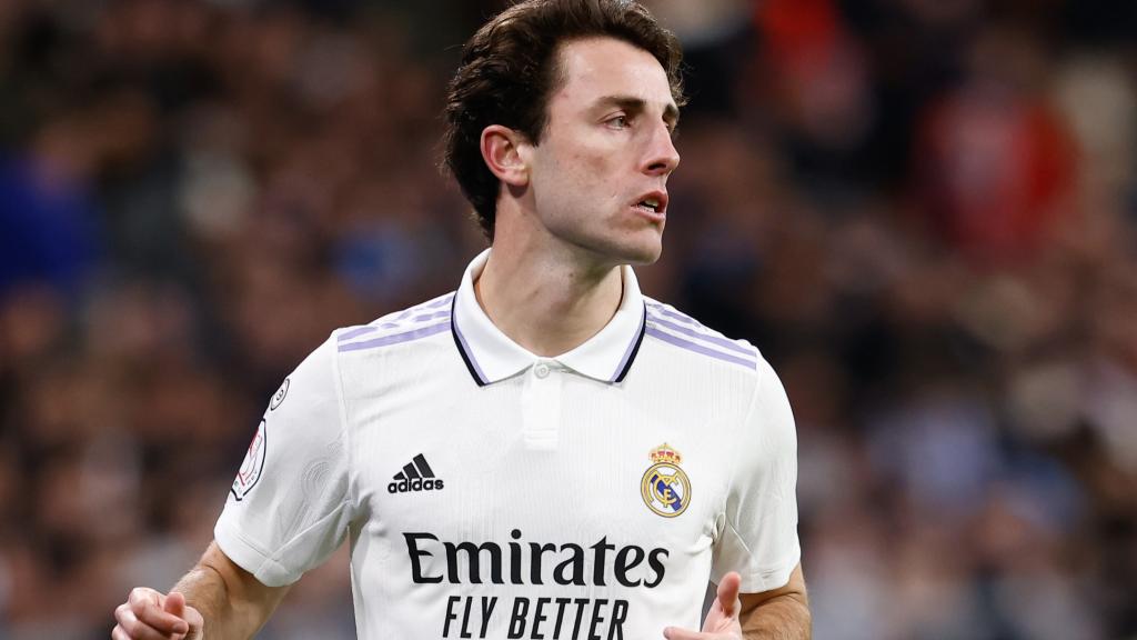 Álvaro Odriozola, en un partido del Real Madrid de la temporada 2022/2023