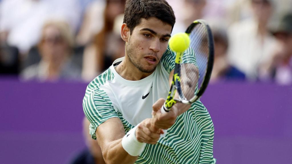 Carlos Alcaraz, en el torneo de Queen's 2023