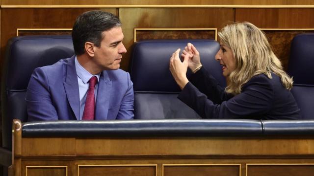 El presidente del Gobierno, Pedro Sánchez, y la vicepresidenta segunda y ministra de Trabajo, Yolanda Díaz, en una imagen de archivo.