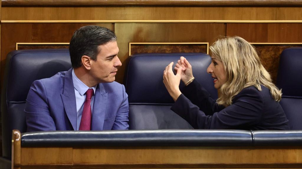 El presidente del Gobierno, Pedro Sánchez, y la vicepresidenta segunda y ministra de Trabajo, Yolanda Díaz, en una imagen de archivo.