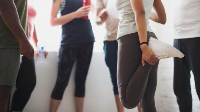 Imagen de archivo de unos jóvenes tras una clase de Educación Física.