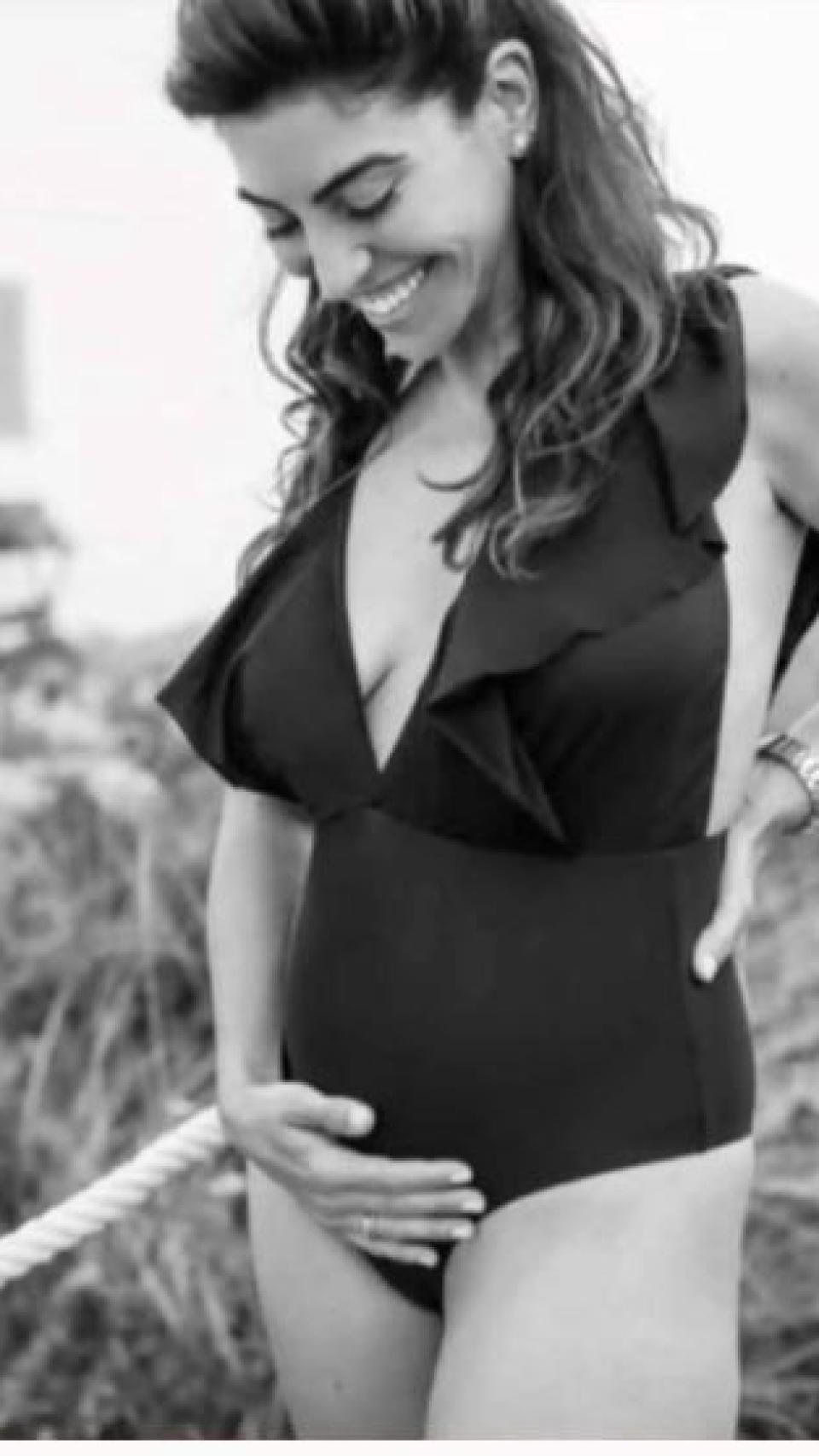 Captura de pantalla del Instagram de Amor Romeira con Melania Querol embarazada.