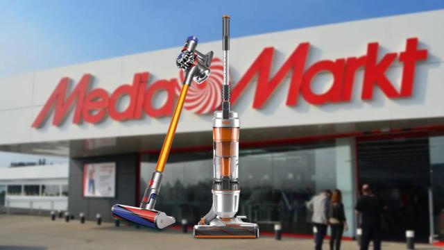 Fotomontaje con un MediaMarkt y una Dyson V8 Absolute.