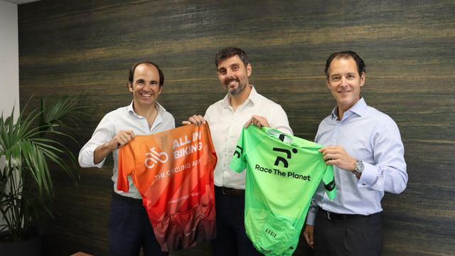 Así ha sido el anuncio de la compra de Race The Planet  por parte de All In Biking.